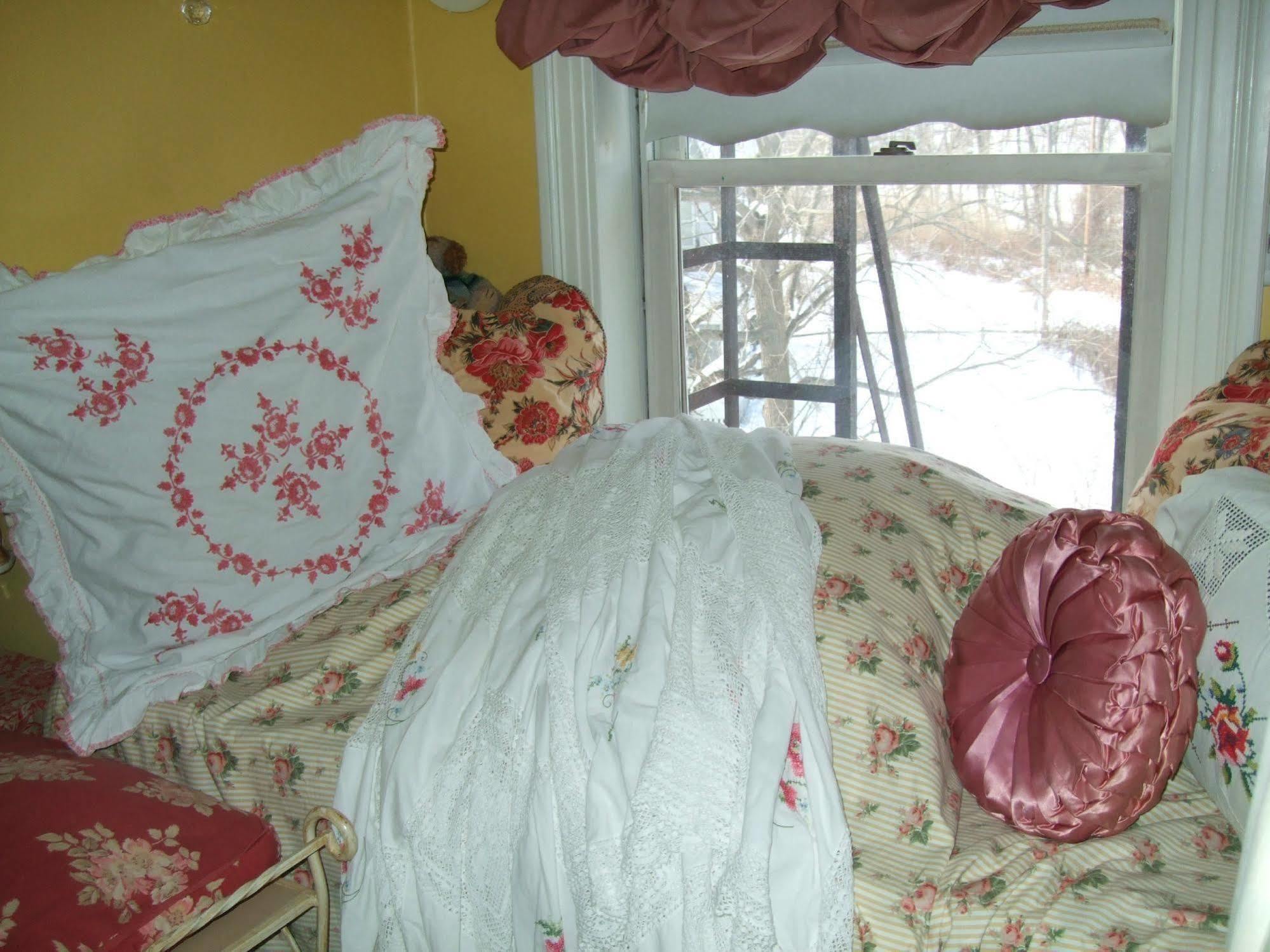 Enchanted Nights Bed & Bath Китъри Екстериор снимка