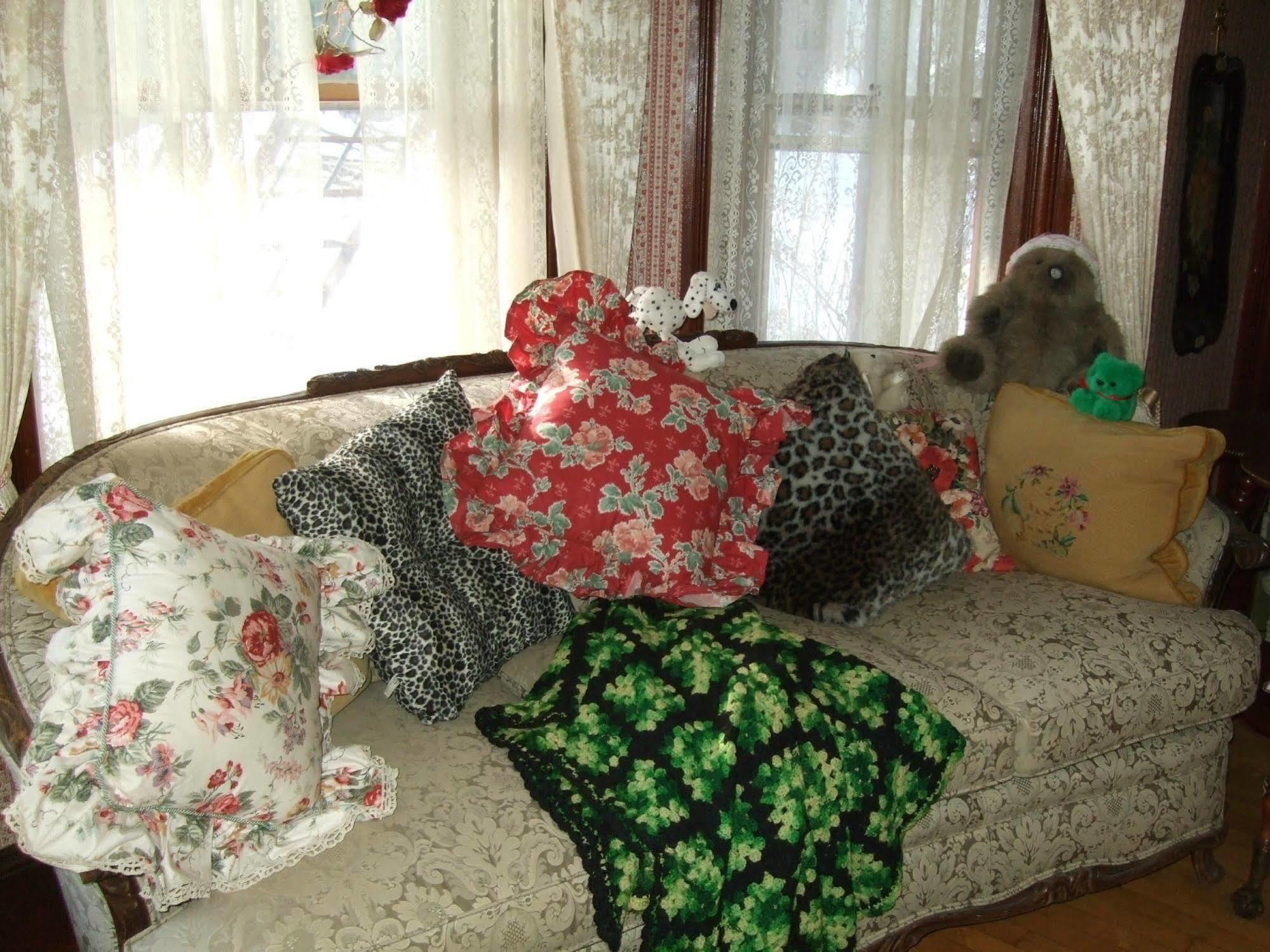Enchanted Nights Bed & Bath Китъри Екстериор снимка